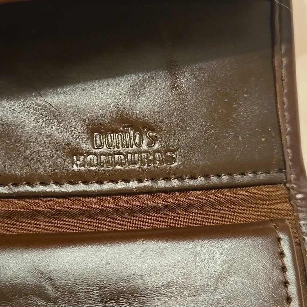 Danilos Of Honduras Brown Leather Green Cream Tan Tapestry Wallet New No Tags